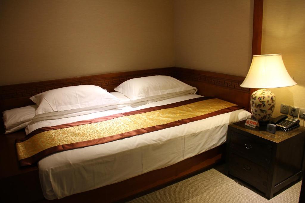 Beijing Imperial Courtyard Hotel Номер фото